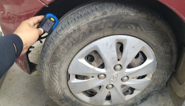 2011 Hyundai i10 MAGNA 1.2, Petrol, Manual, 60,048 km, tyre