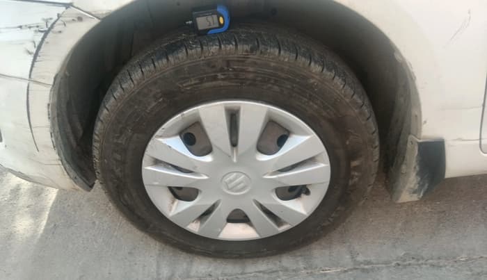 2014 Maruti Swift Dzire VXI, Petrol, Manual, 1,38,091 km, tyre