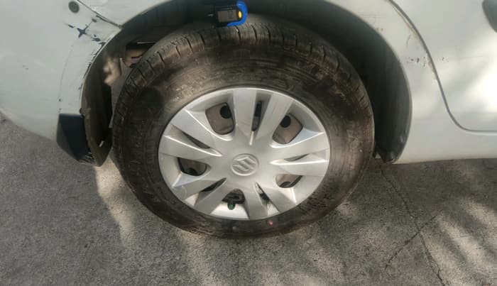 2014 Maruti Swift Dzire VXI, Petrol, Manual, 1,38,091 km, tyre