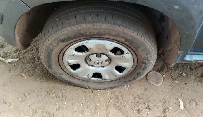 2012 Renault Duster 85 PS RXL DIESEL, Diesel, Manual, 1,34,952 km, tyre