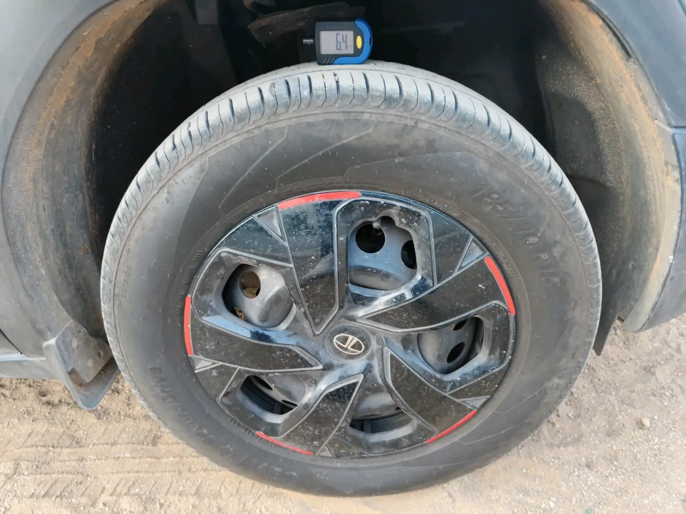 2024 Tata PUNCH ADVENTURE MT, Petrol, Manual, 14,493 km, tyre