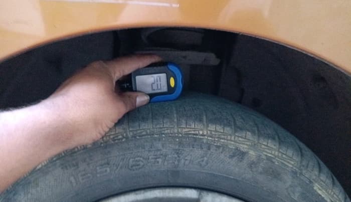 2018 Tata Tiago XZ PETROL, Petrol, Manual, 76,146 km, tyre