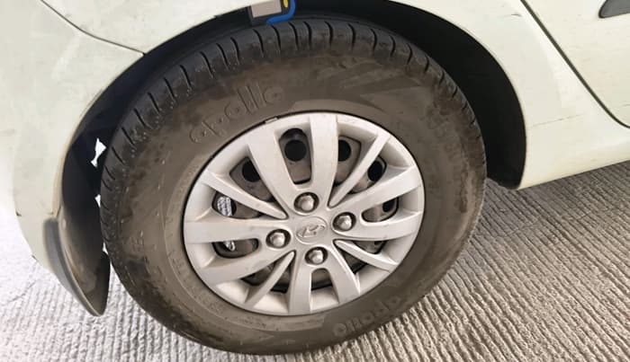 2013 Hyundai i10 MAGNA 1.2, CNG, Manual, 56,667 km, tyre