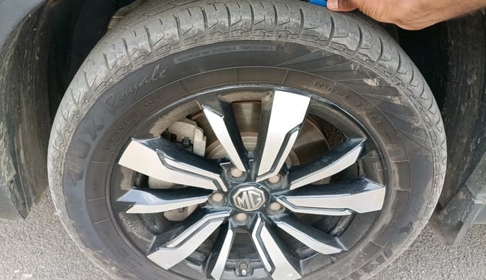2020 MG HECTOR SHARP 1.5 DCT PETROL, Petrol, Automatic, 49,486 km, tyre