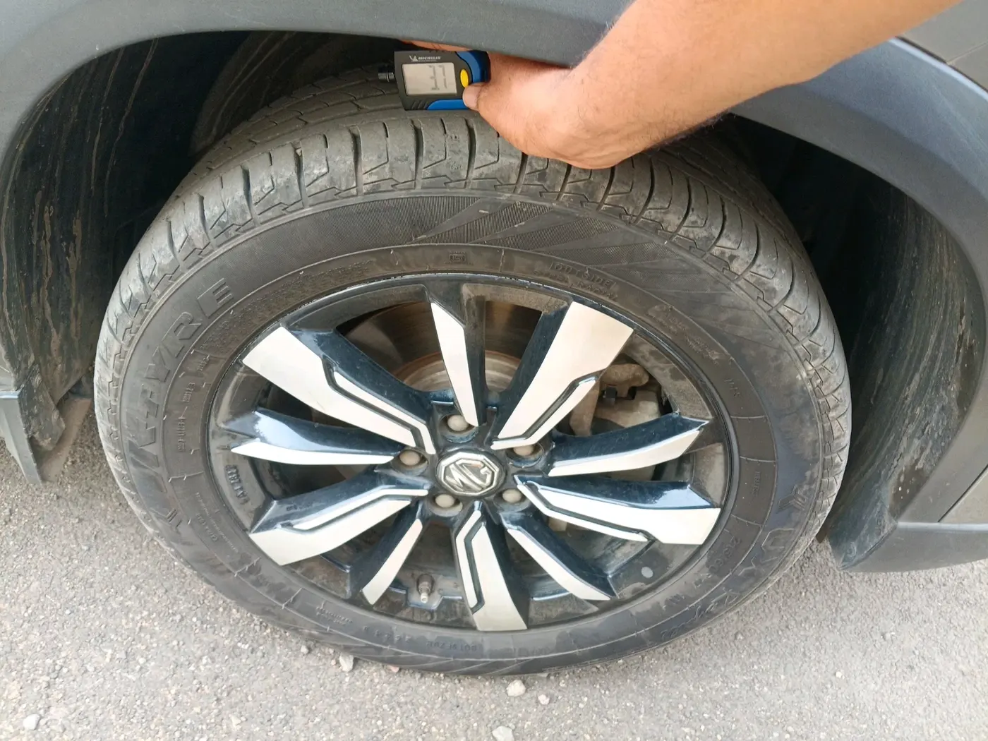 2020 MG HECTOR SHARP 1.5 DCT PETROL, Petrol, Automatic, 49,486 km, tyre