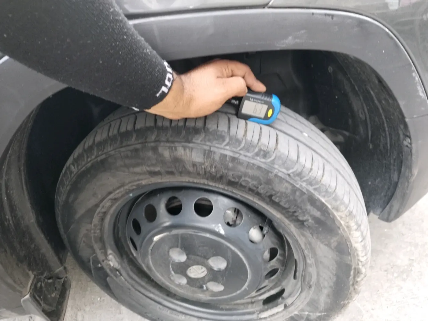 2023 Tata PUNCH PURE MT, Petrol, Manual, 10,750 km, tyre
