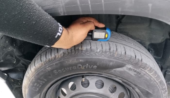 2023 Tata PUNCH PURE MT, Petrol, Manual, 10,213 km, tyre