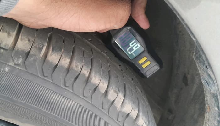 2020 Maruti Ertiga VXI SHVS, Petrol, Manual, 53,533 km, tyre