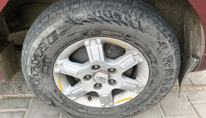 2010 Mahindra Xylo E8, Diesel, Manual, 1,29,221 km, tyre