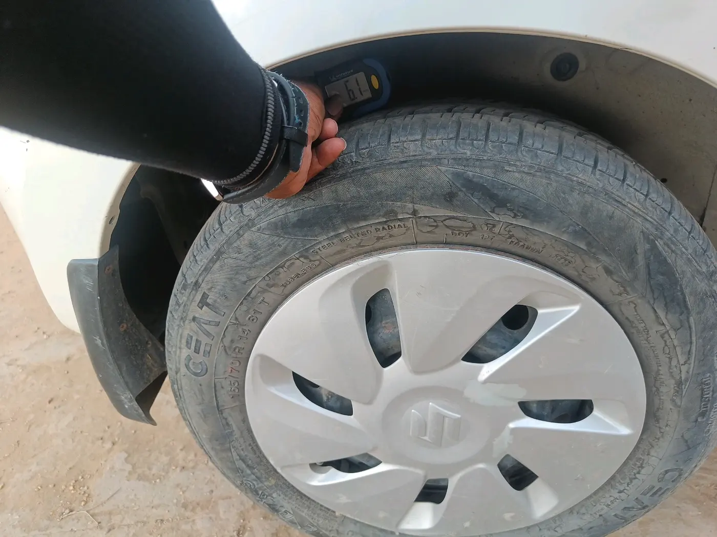 2015 Maruti Celerio VXI, CNG, Manual, 86,500 km, tyre