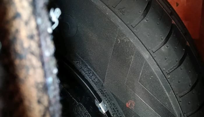 2022 Tata PUNCH ACCOMPLISHED MT, Petrol, Manual, 38,482 km, tyre