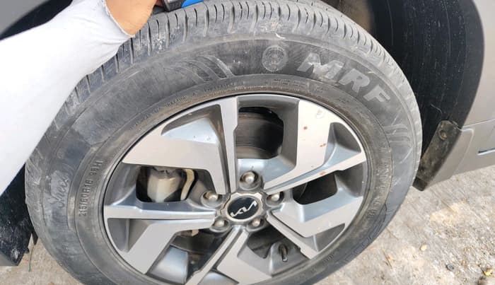 2022 KIA SONET HTX 1.0 IMT, Petrol, Manual, 27,615 km, tyre