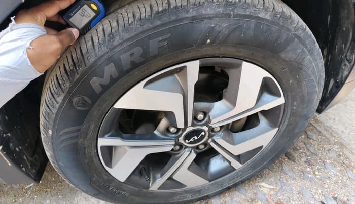 2022 KIA SONET HTX 1.0 IMT, Petrol, Manual, 27,615 km, tyre