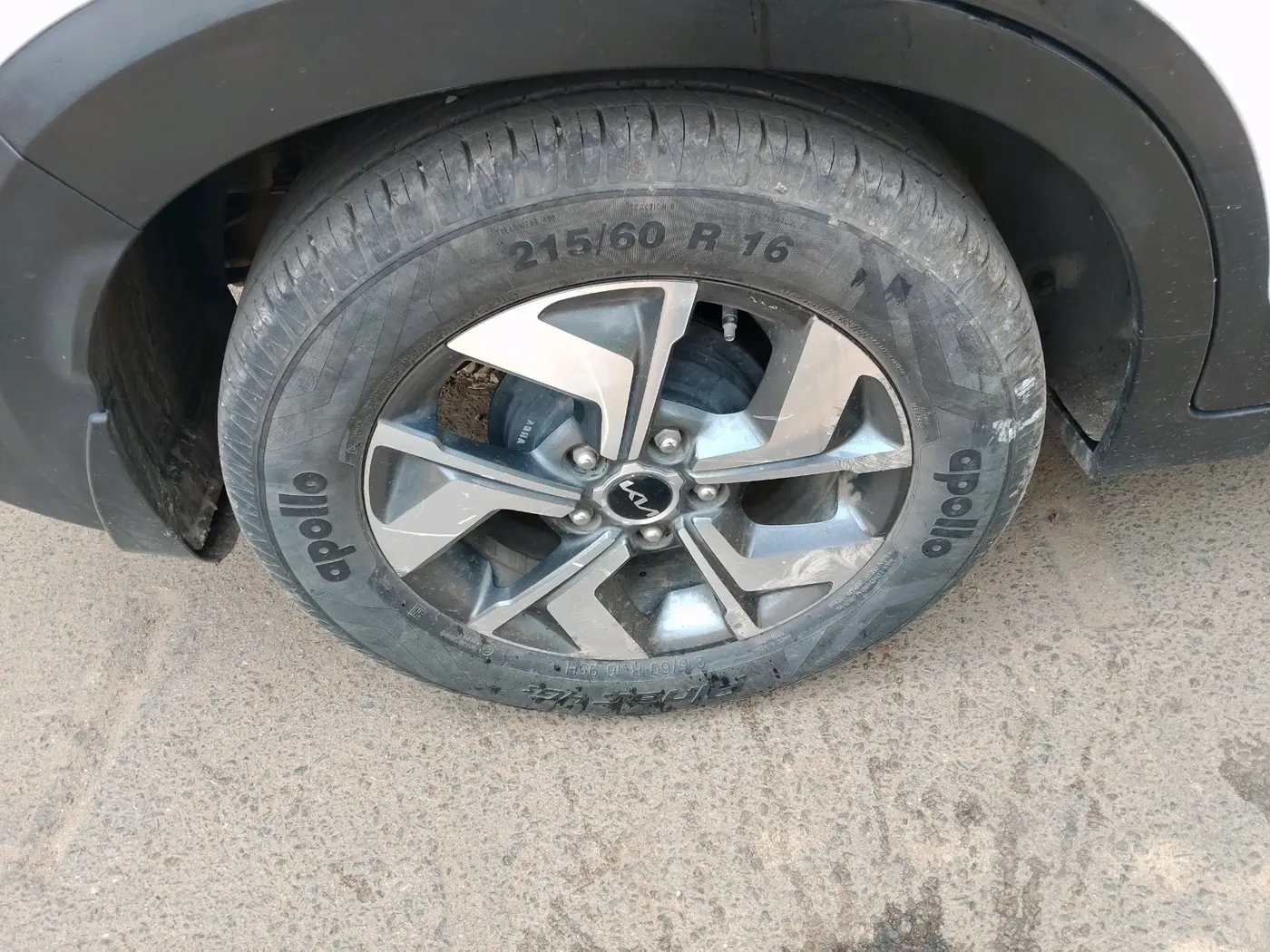 2022 KIA SONET HTX 1.5, Diesel, Manual, 80,012 km, tyre