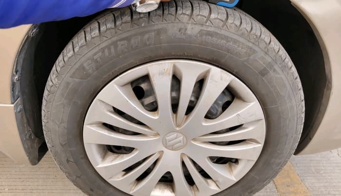 2012 Maruti Ertiga VDI, Diesel, Manual, 1,35,350 km, tyre