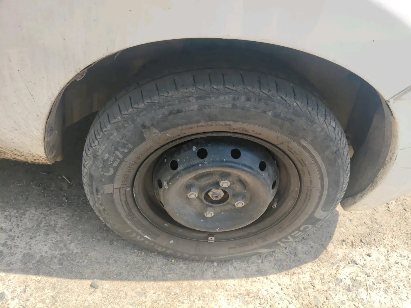 2021 Maruti Alto VXI, Petrol, Manual, 34,857 km, tyre
