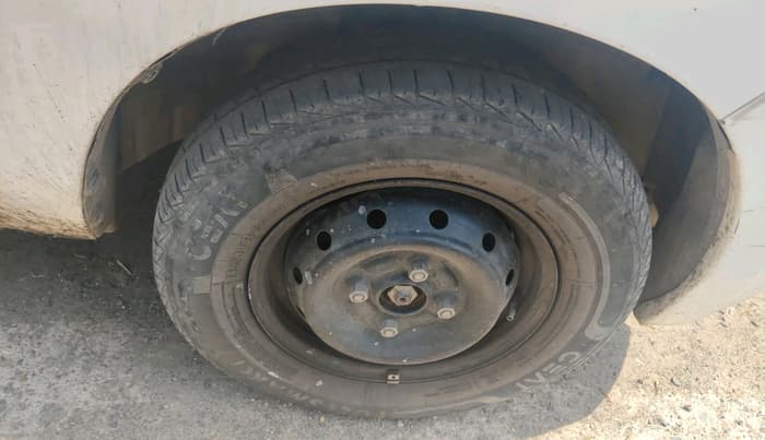 2021 Maruti Alto VXI, Petrol, Manual, 34,857 km, tyre