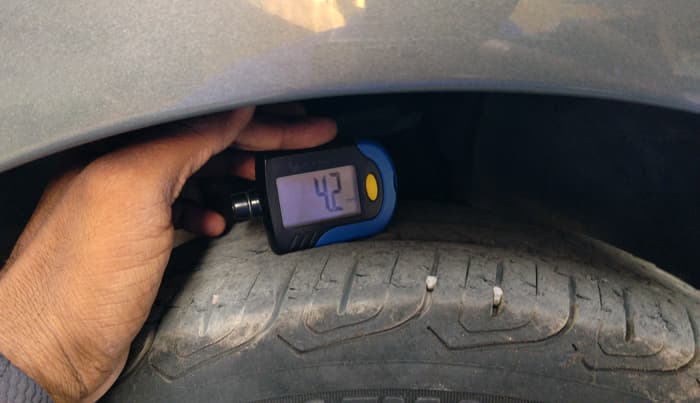 2022 Tata ALTROZ XZA, Petrol, Automatic, 46,151 km, tyre