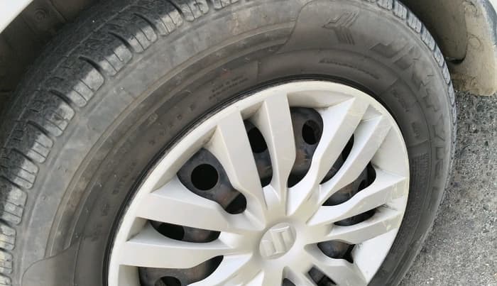 2019 Maruti Dzire VXI, Petrol, Manual, 88,101 km, tyre