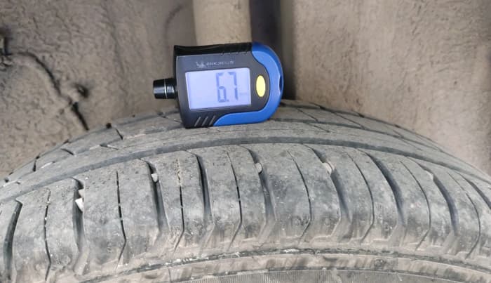 2023 Tata PUNCH ADVENTURE AMT, Petrol, Automatic, 26,070 km, tyre
