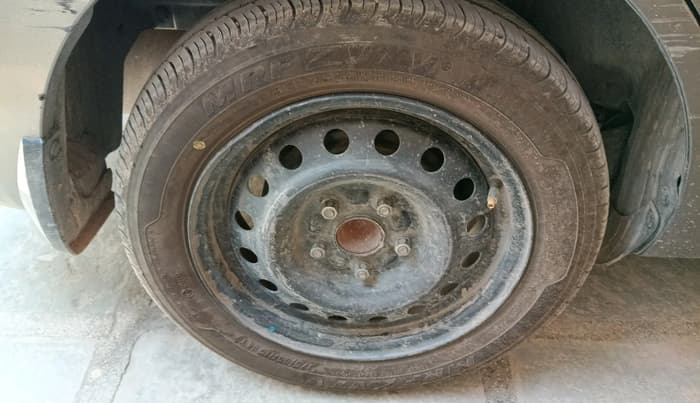 2019 Maruti Ertiga VDI 1.5, Diesel, Manual, 1,31,828 km, tyre