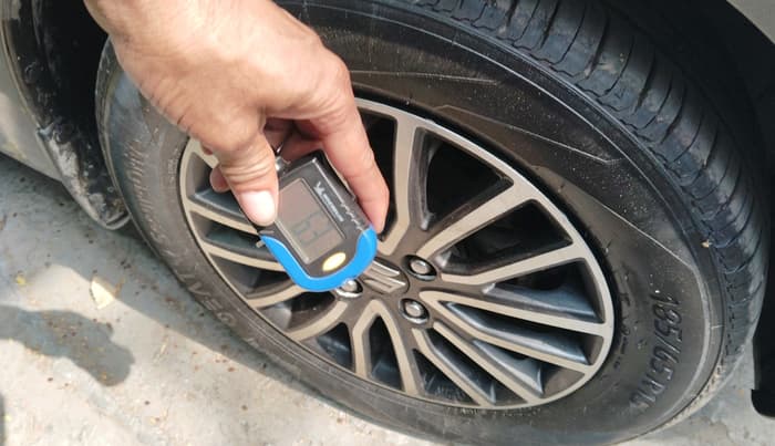 2017 Maruti Dzire ZDI PLUS, Diesel, Manual, 1,72,647 km, tyre