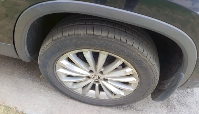 2018 Skoda Kodiaq STYLE 2.0 TDI 4X4 AT, Diesel, Automatic, 2,04,486 km, tyre