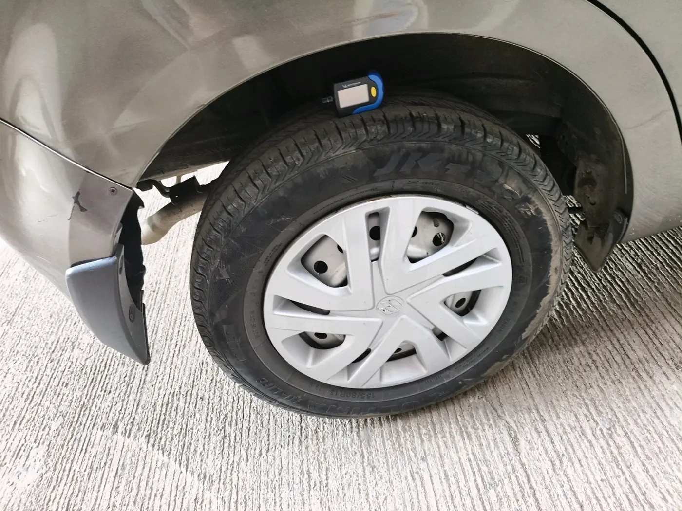 2019 Maruti New Wagon-R LXI CNG 1.0, CNG, Manual, 1,53,996 km, tyre