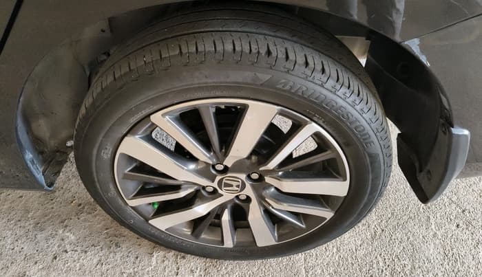 2022 Honda City 1.5L I-VTEC ZX CVT, Petrol, Automatic, 33,192 km, tyre