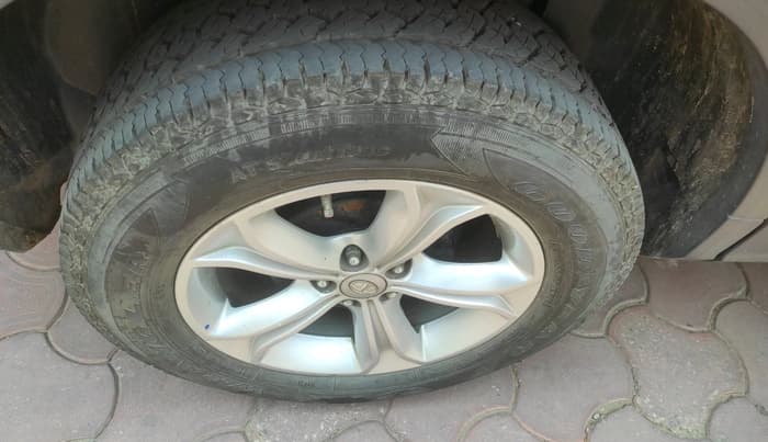 2019 Tata Harrier XZ 2.0L, Diesel, Manual, 61,184 km, tyre