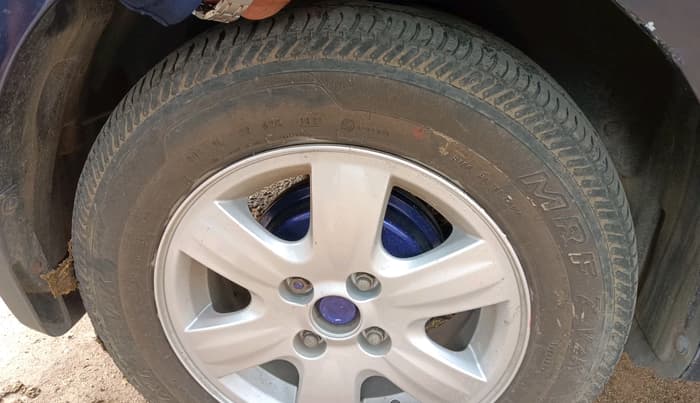 2009 Maruti Swift Dzire ZXI 1.3, Petrol, Manual, 1,28,332 km, tyre