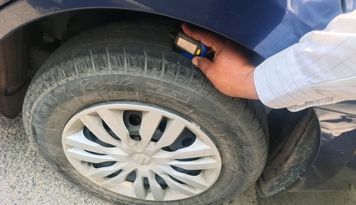 2021 Maruti Dzire VXI, Petrol, Manual, 82,047 km, tyre