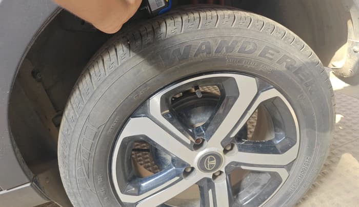 2021 Tata NEXON EV XZ PLUS, Electric, Automatic, 79,768 km, tyre
