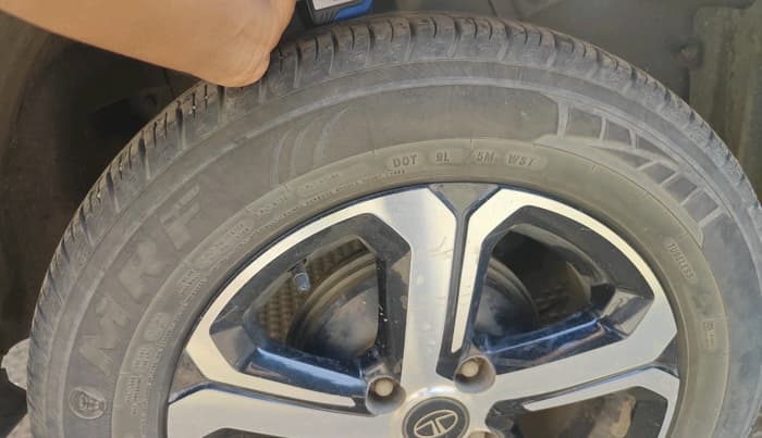 2021 Tata NEXON EV XZ PLUS, Electric, Automatic, 79,768 km, tyre