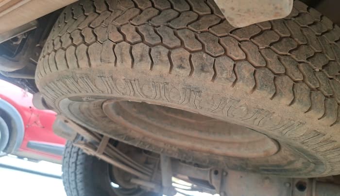2011 Tata Sumo Gold EX, Diesel, Manual, 1,86,685 km, tyre