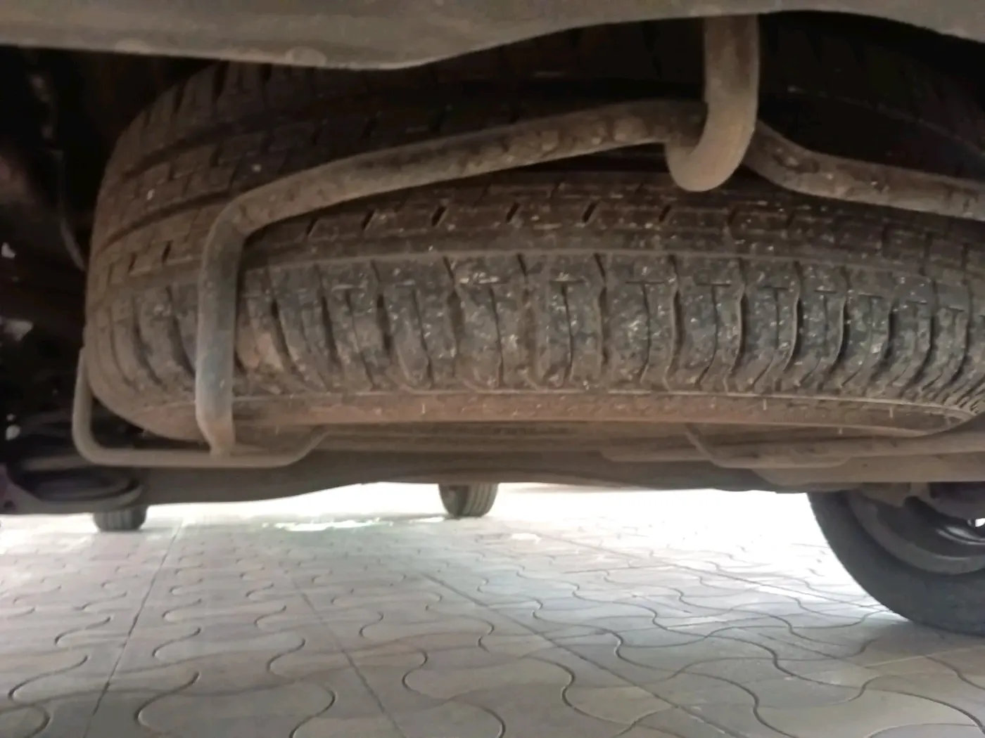 2022 Maruti Ertiga VXI CNG, CNG, Manual, 26,270 km, tyre