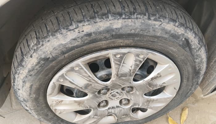 2013 Honda Amaze 1.2L I-VTEC S, Petrol, Manual, 97,618 km, tyre