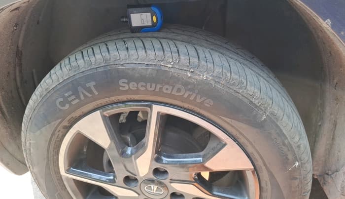 2025 Tata PUNCH PURE MT, Petrol, Manual, 18,794 km, tyre