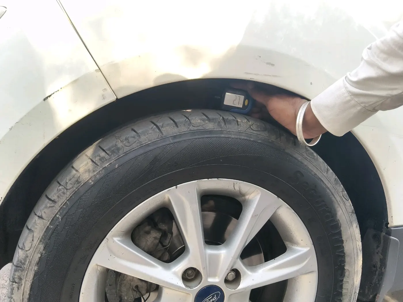2018 Ford Ecosport TITANIUM 1.5L DIESEL, Diesel, Manual, 1,11,652 km, tyre