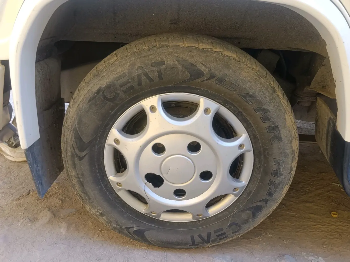 2020 Mahindra Bolero B6, Diesel, Manual, 57,154 km, tyre