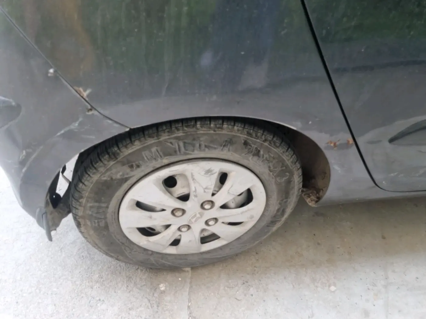 2011 Hyundai i10 ERA 1.1, Petrol, Manual, 91,372 km, tyre