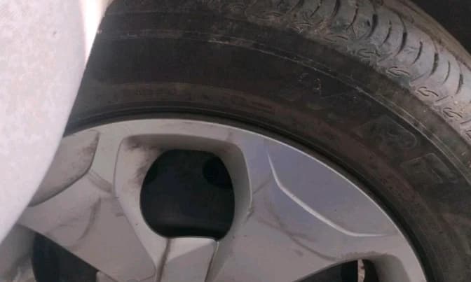 2024 Tata Tiago XE CNG, CNG, Manual, 38,106 km, tyre