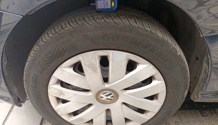 2014 Volkswagen Polo COMFORTLINE 1.2L PETROL, Petrol, Manual, 80,994 km, tyre