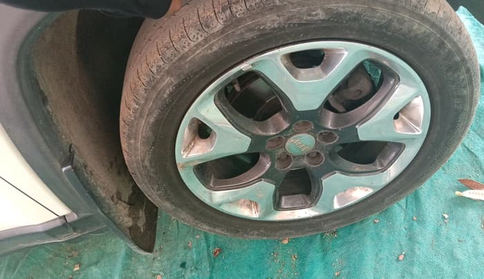 2018 Jeep Compass LIMITED PLUS DIESEL, Diesel, Manual, 72,779 km, tyre