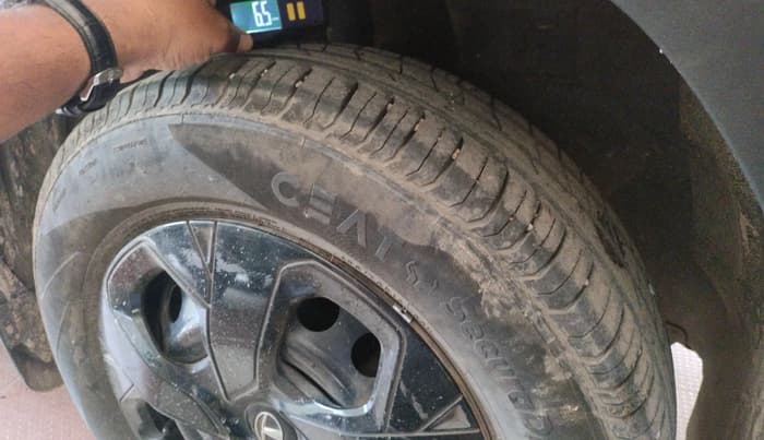 2022 Tata PUNCH ADVENTURE MT, Petrol, Manual, 29,207 km, tyre