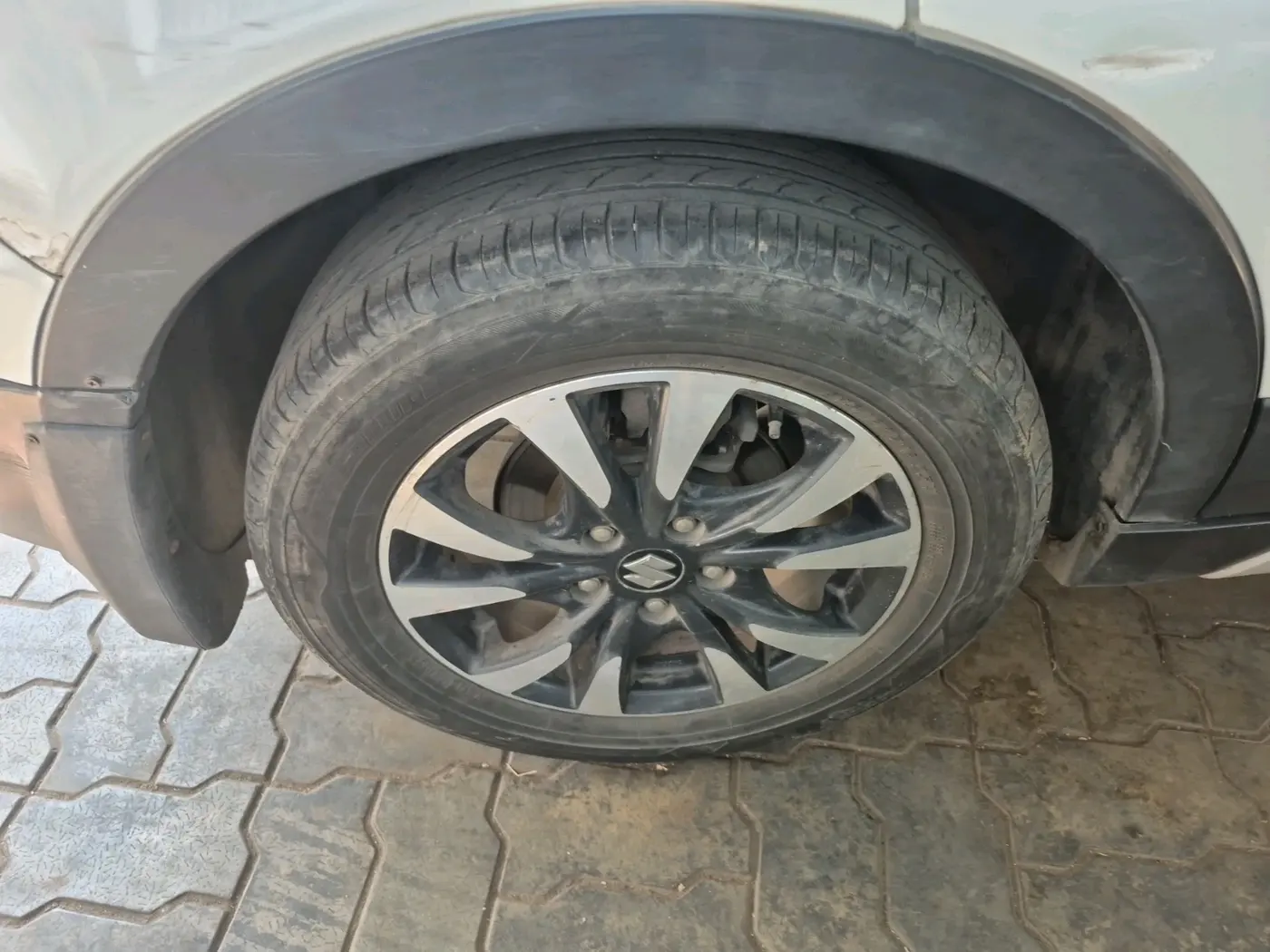 2018 Maruti S Cross ALPHA 1.3, Diesel, Manual, 2,66,076 km, tyre