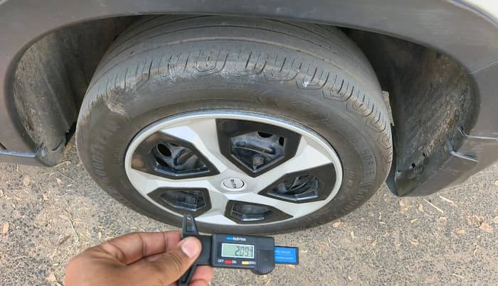 2021 Maruti Vitara Brezza VXI, Petrol, Manual, 74,345 km, tyre