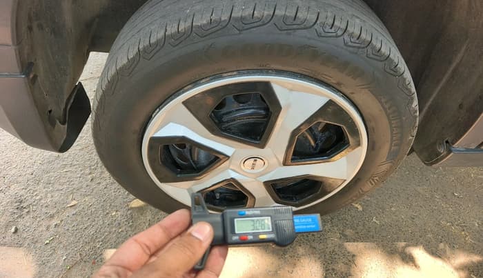 2021 Maruti Vitara Brezza VXI, Petrol, Manual, 74,345 km, tyre