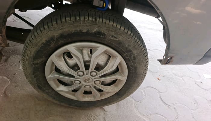 2019 Maruti Eeco 5 STR WITH A/C+HTR CNG, CNG, Manual, 44,059 km, tyre