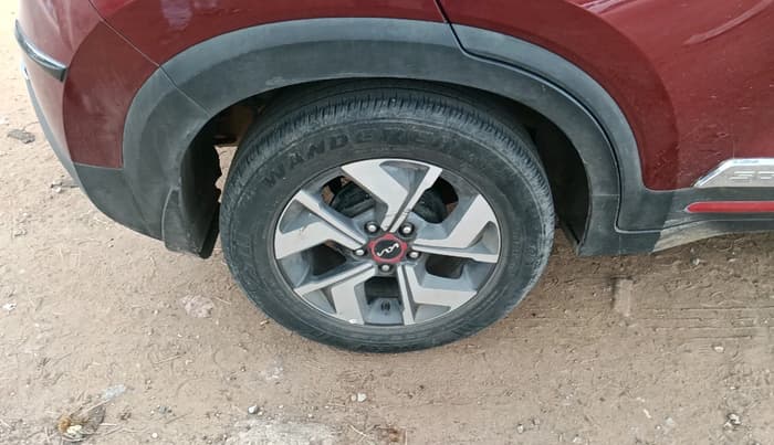 2022 KIA SONET GTX PLUS 1.0 DCT, Petrol, Automatic, 35,917 km, tyre